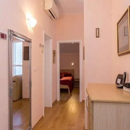 Apartment Zb1 *