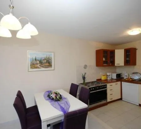 Zb1 Apartment *